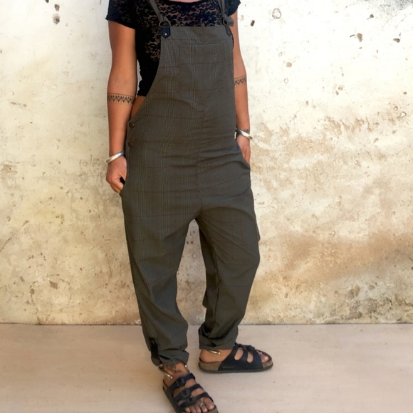 Harem style overalls - Picture 5 of 15